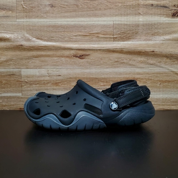 Crocs Swiftwater Black Clog Shoes Men's Size 9 - Picture 1 of 10